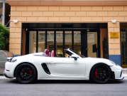 ポルシェ 718スパイダー 4.0 6MT　正規D車 ｽﾎﾟｰﾂｸﾛﾉP ｽﾊﾟｲﾀﾞｰｸﾗｼｯｸｲﾝﾃﾘｱ 18Wayｽﾎﾟｰﾂｼｰﾄ PCMﾅﾋﾞ Bｶﾒﾗ PASM ｽﾎﾟｴｸﾞ 20ｲﾝﾁ718ｽﾊﾟｲﾀﾞｰAW 新車保証付