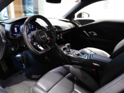 アウディ R8 5.2 FSI V10 Plus Quattro　正規D車 左H ﾌｧｲﾝﾊﾞｯﾊﾟｽﾎﾟｰﾂｼｰﾄ 純正MMIﾅﾋﾞ ｶｰﾎﾞﾝｾﾗﾐｯｸﾌﾞﾚｰｷ ｶｰﾎﾞﾝｴｸｽﾃﾘｱ ﾚｰｻﾞｰLED OP20ｲﾝﾁAW FABSPEEDﾏﾌﾗｰ　2年保証