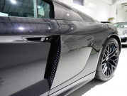 アウディ R8 5.2 FSI V10 Plus Quattro　正規D車 左H ﾌｧｲﾝﾊﾞｯﾊﾟｽﾎﾟｰﾂｼｰﾄ 純正MMIﾅﾋﾞ ｶｰﾎﾞﾝｾﾗﾐｯｸﾌﾞﾚｰｷ ｶｰﾎﾞﾝｴｸｽﾃﾘｱ ﾚｰｻﾞｰLED OP20ｲﾝﾁAW FABSPEEDﾏﾌﾗｰ　2年保証