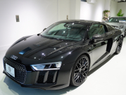 アウディ R8 5.2 FSI V10 Plus Quattro　正規D車 左H ﾌｧｲﾝﾊﾞｯﾊﾟｽﾎﾟｰﾂｼｰﾄ 純正MMIﾅﾋﾞ ｶｰﾎﾞﾝｾﾗﾐｯｸﾌﾞﾚｰｷ ｶｰﾎﾞﾝｴｸｽﾃﾘｱ ﾚｰｻﾞｰLED OP20ｲﾝﾁAW FABSPEEDﾏﾌﾗｰ　2年保証