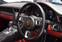 ポルシェ 911(Type991.2) カレラGTS スポーツクロノPKG 1オーナー 正規D車 エントリーD フルレザーインテリア ボルドーレッド&ブラックレザー ベンチレーター PCMナビ Bカメラ 20AW 2年保証