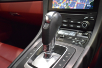 ポルシェ 911(Type991.2) カレラGTS スポーツクロノPKG 1オーナー 正規D車 エントリーD フルレザーインテリア ボルドーレッド&ブラックレザー ベンチレーター PCMナビ Bカメラ 20AW 2年保証