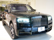 ロールスロイス カリナン 6.75 4WD Black Badge　正規D車 左H Starlight Headliner ACC 黒革 ｼｰﾄﾋｰﾀｰ&ﾍﾞﾝﾁﾚｰﾀｰ 純正HDDﾅﾋﾞTV 360ｶﾒﾗ RR刺繍 ﾗﾑｳｰﾙﾌﾛｱﾏｯﾄ 専用22ｲﾝﾁAW