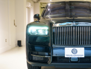 ロールスロイス カリナン 6.75 4WD Black Badge　正規D車 左H Starlight Headliner ACC 黒革 ｼｰﾄﾋｰﾀｰ&ﾍﾞﾝﾁﾚｰﾀｰ 純正HDDﾅﾋﾞTV 360ｶﾒﾗ RR刺繍 ﾗﾑｳｰﾙﾌﾛｱﾏｯﾄ 専用22ｲﾝﾁAW