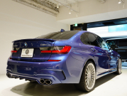 アルピナ D3 S Limousine Allrad ﾗｸﾞｼﾞｭｱﾘｰPKG　正規D車 右H OPｶﾗｰ ACC ｳﾞｧｰﾈｽｶ黒革 ｻﾝﾙｰﾌ 純正iDriveﾅﾋﾞ harman/kardon ｸﾗｼｯｸ20AW　2年保証