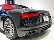 アウディ R8 ｽﾊﾟｲﾀﾞｰ 5.2 FSI V10 Quattro　正規D車 左H ﾚｯﾄﾞﾌｧｲﾝﾅｯﾊﾟﾚｻﾞｰｽﾎﾟｰﾂｼｰﾄ ﾌﾙﾚｻﾞｰﾄﾘﾑ 純正MMIﾅﾋﾞ ﾊﾞｰﾁｬﾙｺｯｸﾋﾟｯﾄ OP20ｲﾝﾁAW　2年保証