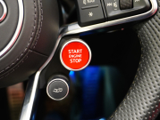 アウディ R8 ｽﾊﾟｲﾀﾞｰ 5.2 FSI V10 Quattro　正規D車 左H ﾚｯﾄﾞﾌｧｲﾝﾅｯﾊﾟﾚｻﾞｰｽﾎﾟｰﾂｼｰﾄ ﾌﾙﾚｻﾞｰﾄﾘﾑ 純正MMIﾅﾋﾞ ﾊﾞｰﾁｬﾙｺｯｸﾋﾟｯﾄ OP20ｲﾝﾁAW　2年保証