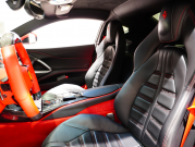 フェラーリ 812 スーパーファスト F1 DCT　正規D車 左H ｶｰﾎﾞﾝﾌｧｲﾊﾞｰﾄﾞﾗｲﾊﾞｰｿﾞｰﾝ+LEDｽﾃｱﾘﾝｸﾞ ｻｽﾍﾟﾝｼｮﾝﾘﾌﾀｰ ﾌﾙ電動ﾃﾞｲﾄﾅｼｰﾄ 純正ﾅﾋﾞ ﾊﾟｰｷﾝｸﾞｶﾒﾗ ｶｰﾎﾞﾝｲﾝﾃﾘｱ ﾊﾟｯｾﾝｼﾞｬｰﾃﾞｨｽﾌﾟﾚｲ 鍛造20AW ﾏｯﾄPPF