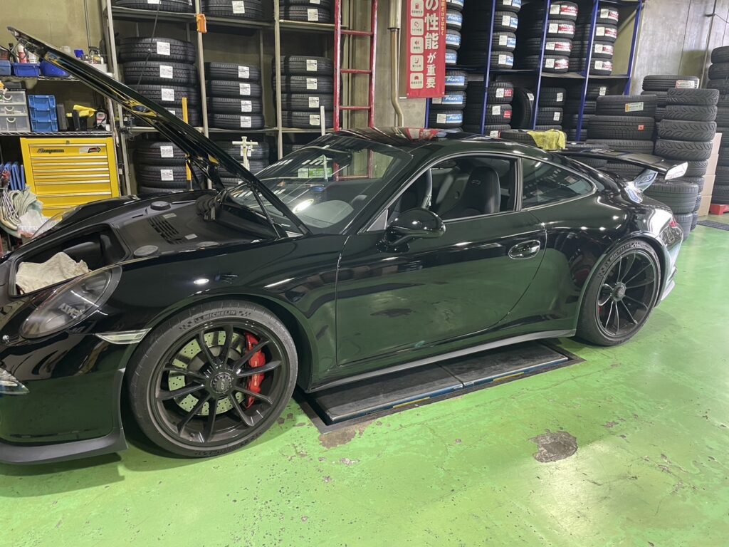 ポルシェ, GT3, タイヤ交換, ポルシェタイヤ交換, GT3タイヤ交換, 911GT3タイヤ交換