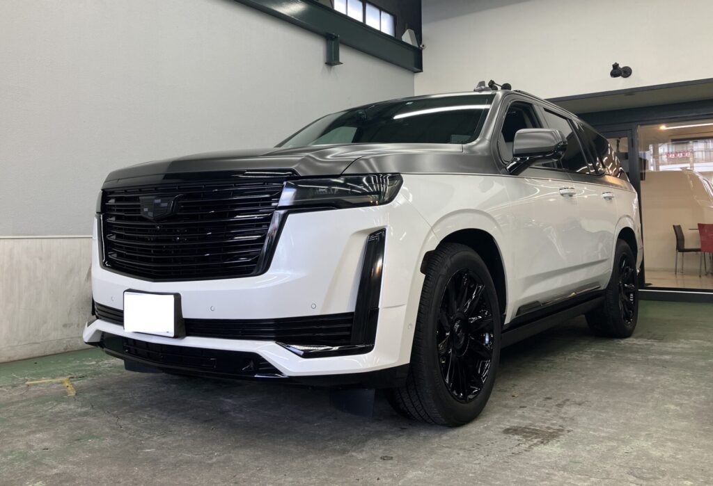 エスカレード　鏡面黒　430×430 ウェイト1センチ上げ取り付け エスカレード 鏡面黒 430×430 ウェイト1センチ上げ取り付け