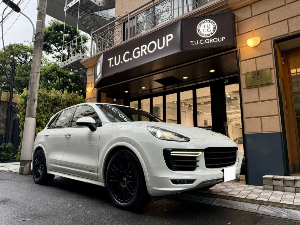 ポルシェ,カイエン,タイヤ交換,ホイールリペア