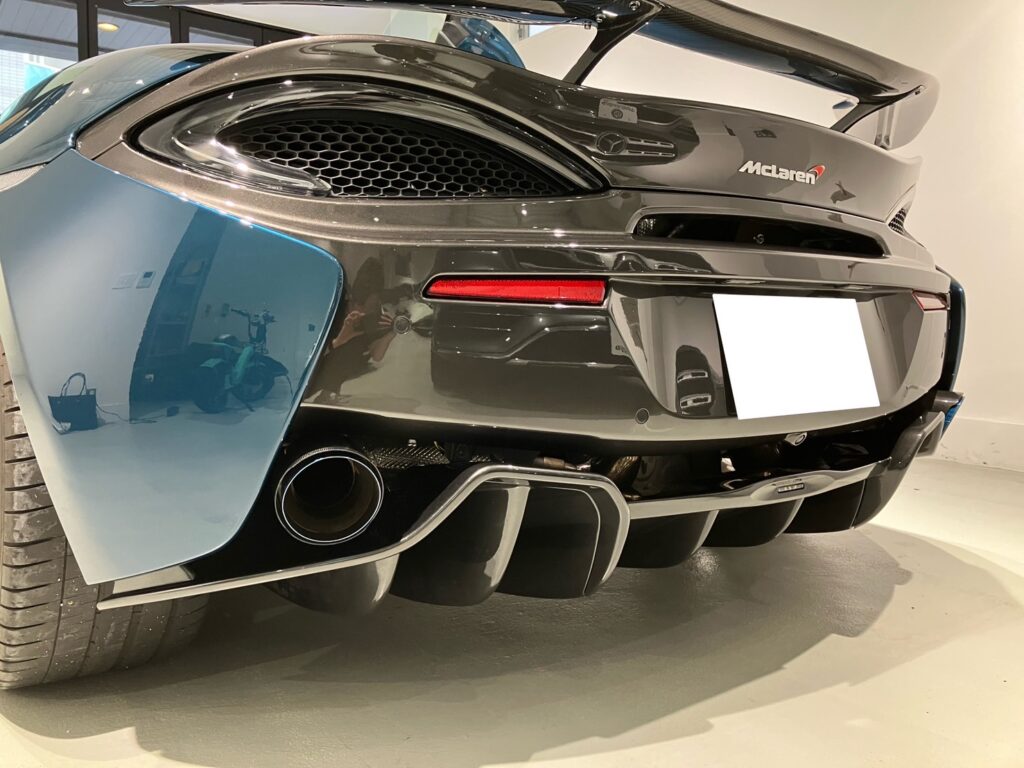 マクラーレン,570S,570GT,マフラー,ダウンパイプ交換